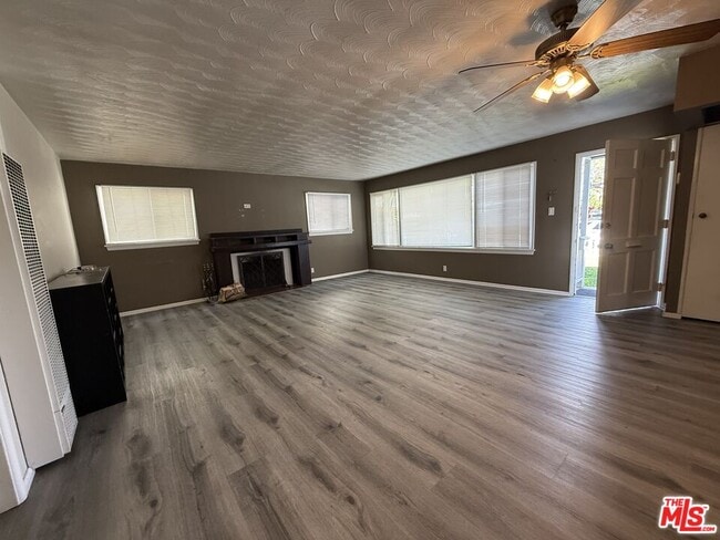 Building Photo - 5361 Inglewood Blvd