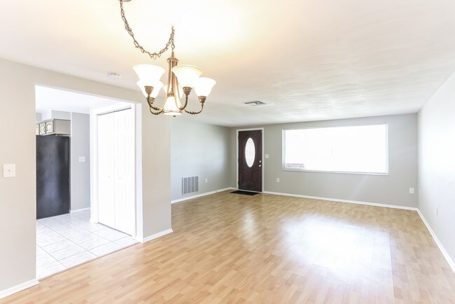 Building Photo - 11732 Enterprise Dr