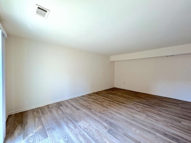 Photo - Comfortable Annandale Home with Functional Layout and Outdoor Space