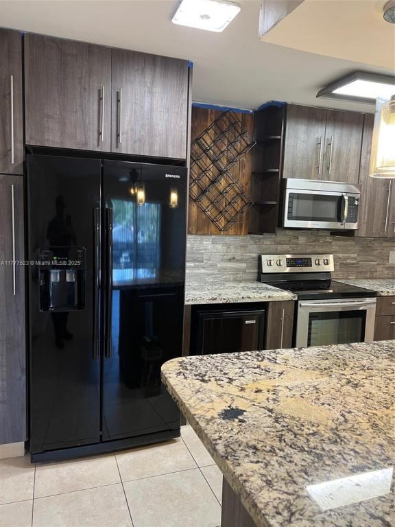 Foto principal - 805 SW 30th St