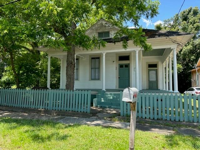 Primary Photo - 506 Charles St