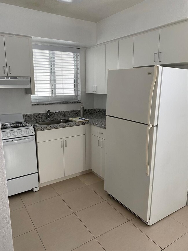 Foto del edificio - 35 SW 21st Ave