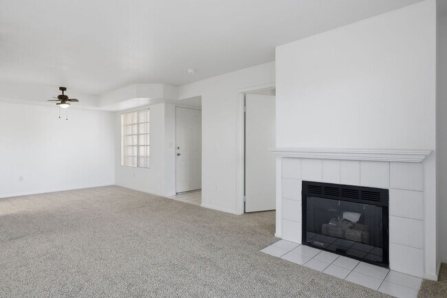 Foto del edificio - 1908 Mountain Hills Ct