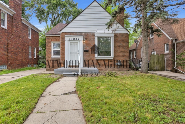 Building Photo - This beautifully updated 3-bedroom, 2-bath single-family home is ready for move-in!