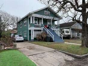 Building Photo - 2316 38th St