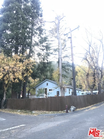 Foto del edificio - 14043 Meadow Ln