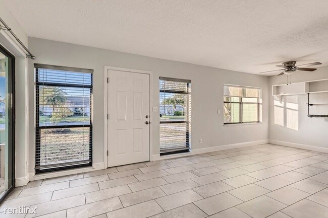 Building Photo - 3 br, 1.5 bath House - 135 Ocean Boulevard
