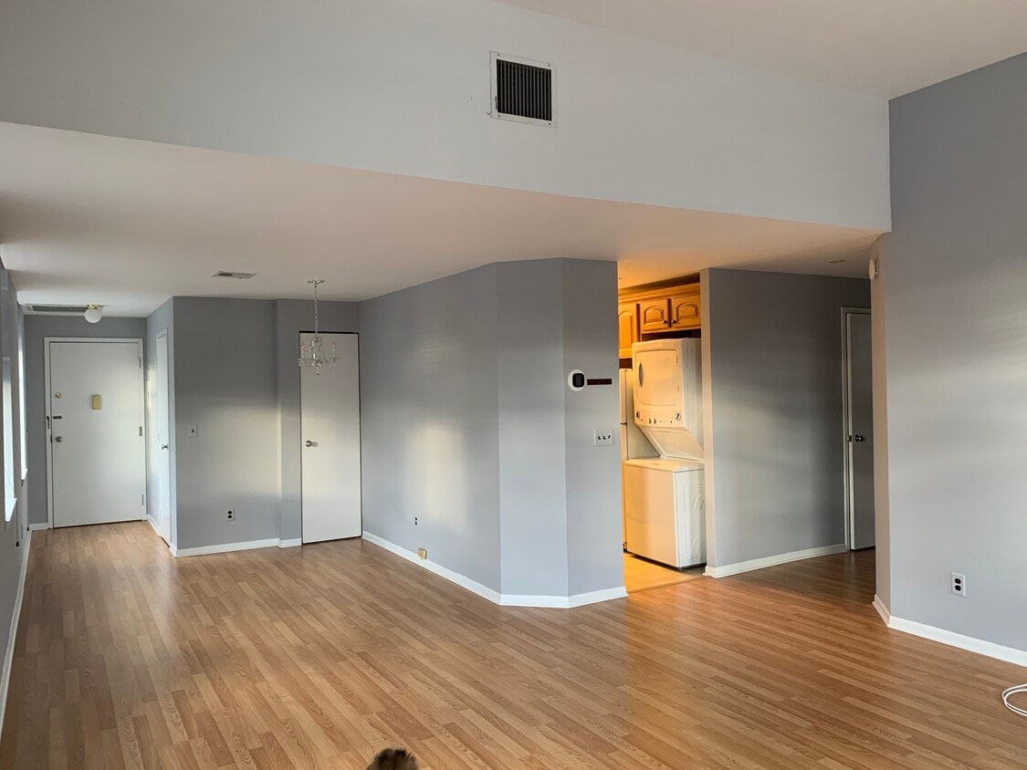 54 W Cherry St Unit 213, Rahway, NJ 07065 Condo for Rent in Rahway, NJ