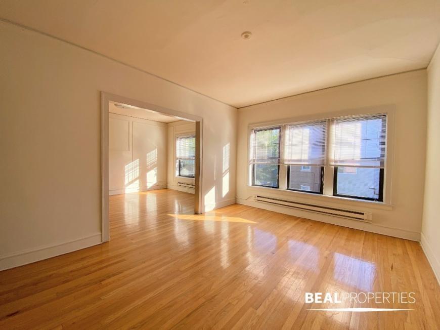 Foto principal - 1 bedroom in EVANSTON IL 60202