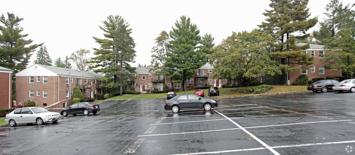 Bon Aire Residents, Inc. Apartments in Suffern, NY