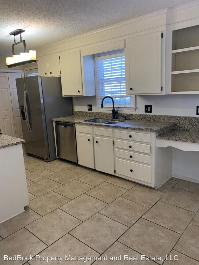 Building Photo - 4 br, 3 bath House - 1805 Durant Dr