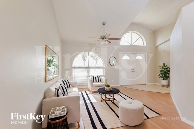 Building Photo - 2301 SE 8th Pl