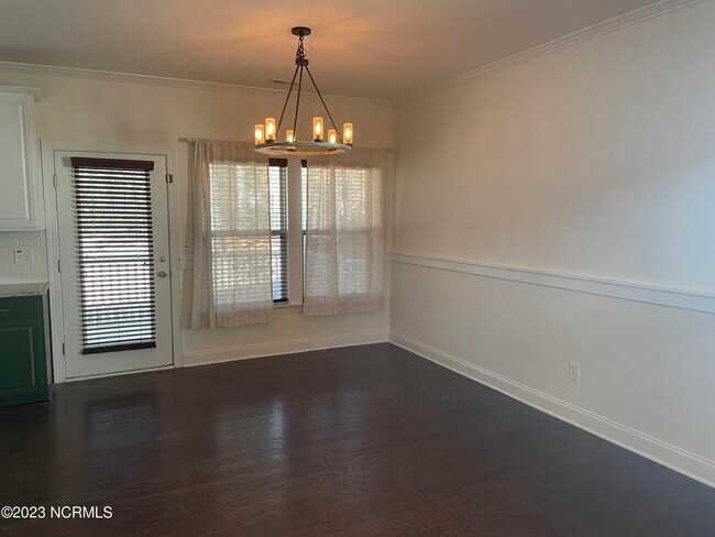 Building Photo - 125 Moultrie Ln