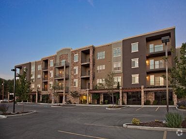Building Photo - 248-13800 13800 S