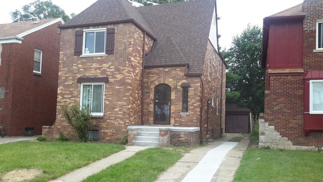 Building Photo - 9122 Lanco St