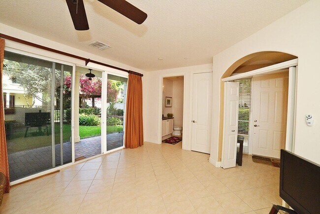 Building Photo - 5510 NE Trieste Terrace