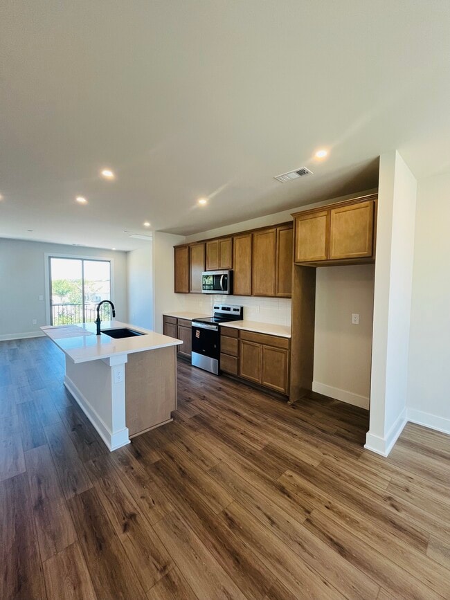 Photo - 2615 Wilkinson Pike Townhome