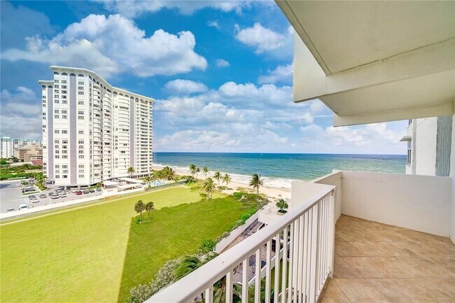 Foto del edificio - 1360 S Ocean Blvd