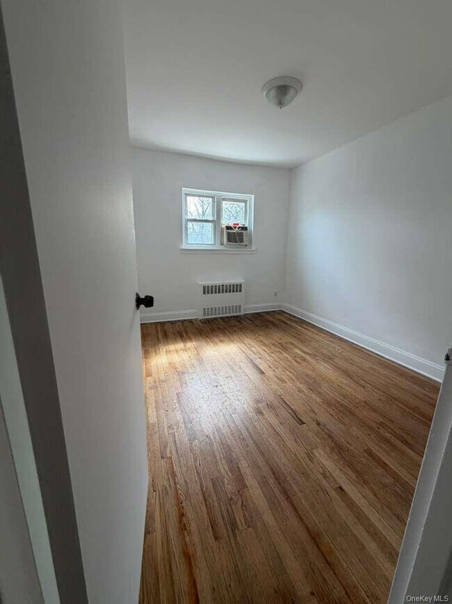 Foto del edificio - 4048 Harper Ave
