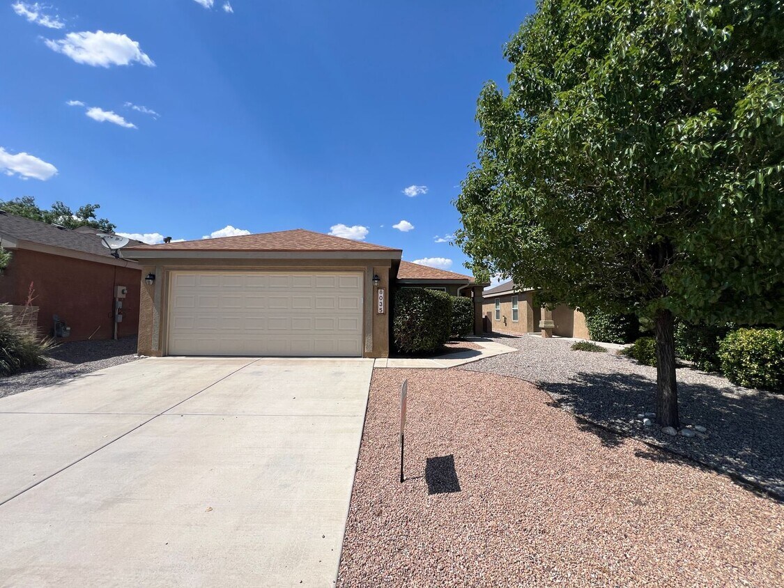 8035 Sierra Altos Pl NW, Albuquerque, NM 87114 House Rental in