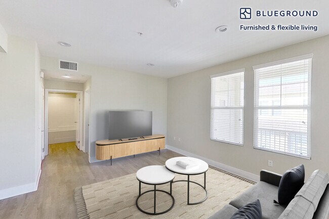 Foto del edificio - 1000 Lupine-SI FL3-ID12026A