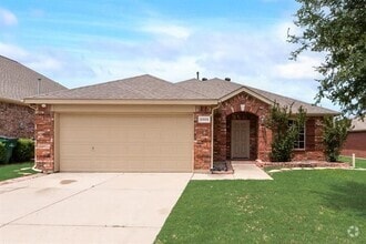 Building Photo - 2805 Saddlebred Trail