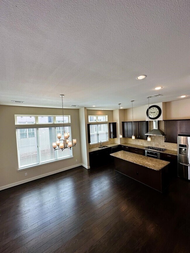 Foto del edificio - 4406 Eli St