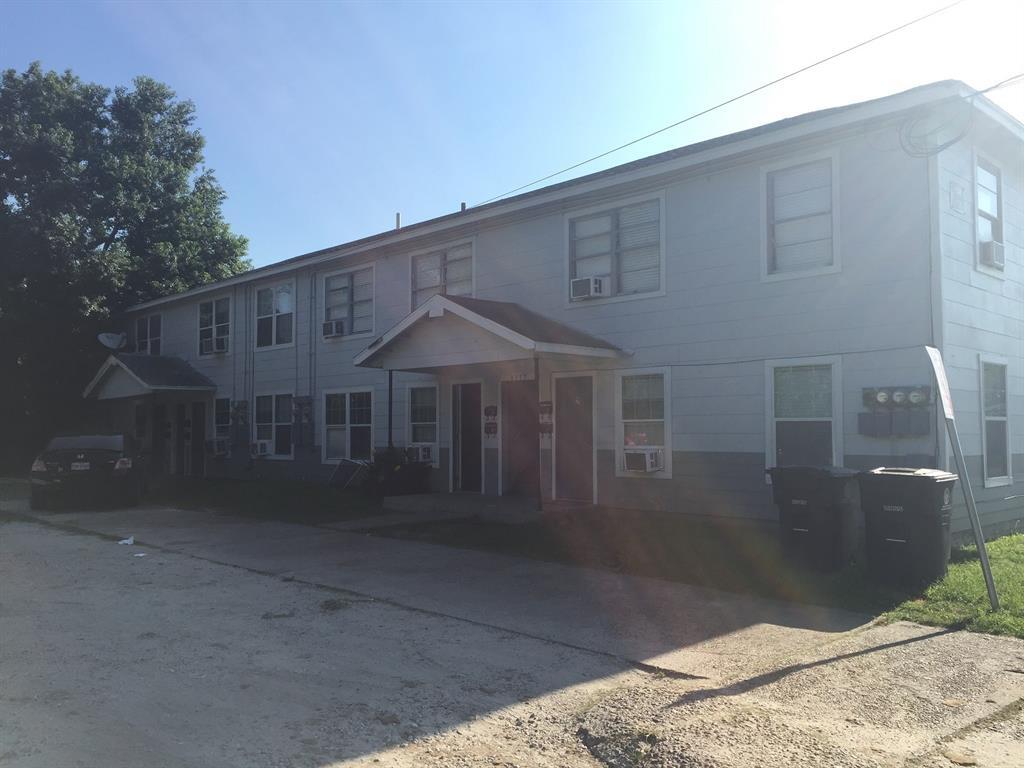 Foto principal - 3717 Tuam St