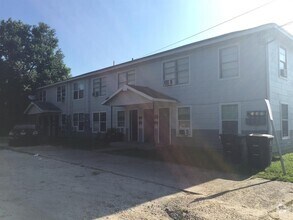 Building Photo - 3717 Tuam St
