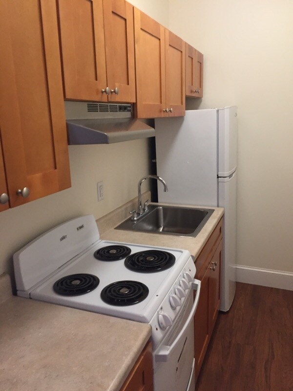 Primary Photo - 27 Park Dr