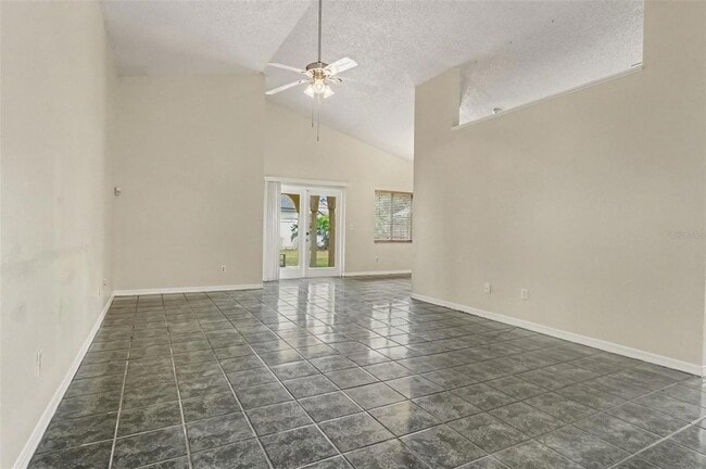 Building Photo - 1061 Manigan Ave