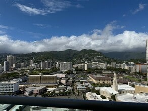 Building Photo - 1450 Young St