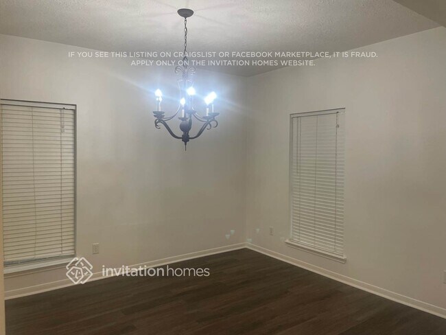 Building Photo - 8618 Discus Dr