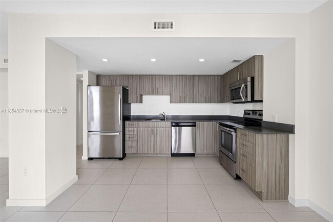 Foto del edificio - 910 West Ave