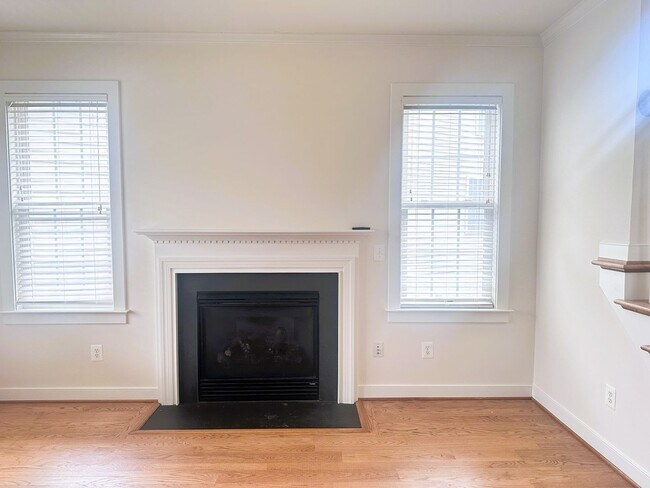 Foto del edificio - Large Single Family Home Minutes to Downto...