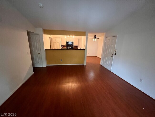 Foto del edificio - 231 W Horizon Ridge Pkwy