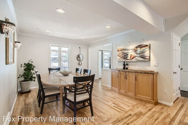 Building Photo - 5 br, 3.5 bath House - 1740 Bear Mountain ...