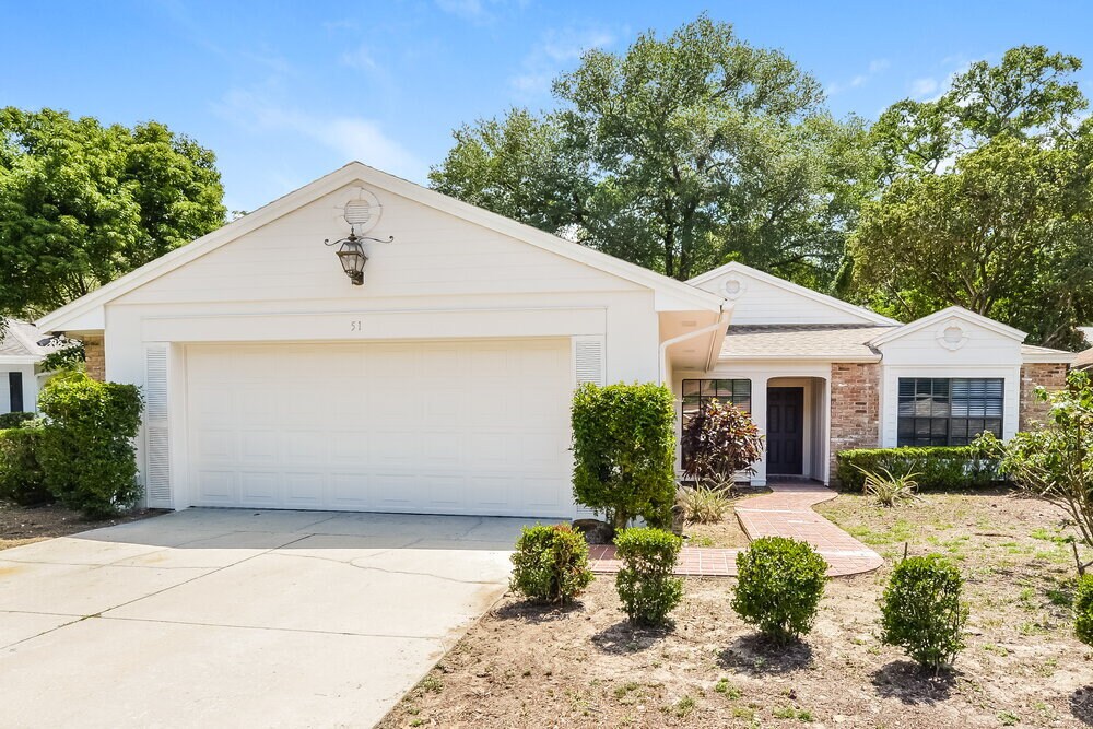 Foto principal - 51 Dogwood Ln