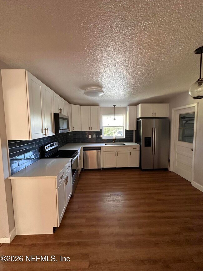 Foto del edificio - 6117 Clifton Ave