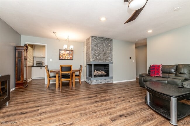 Building Photo - 1346 Ranchland Dr