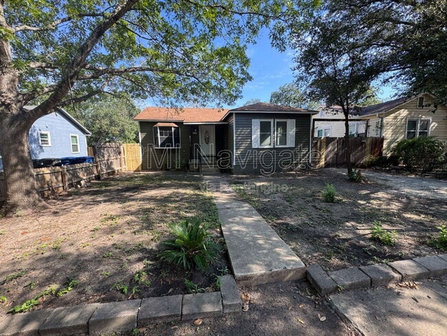Building Photo - 1719 Schley Ave