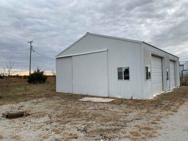 Foto del edificio - 13943 Penn Ln