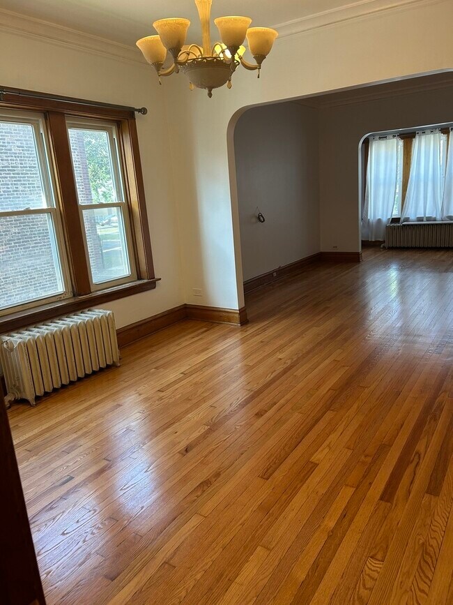 Foto del edificio - 2237 Elmwood Ave