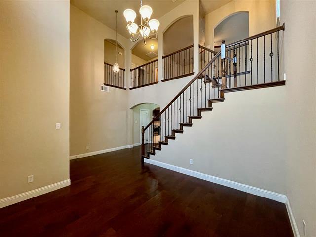 Foto del edificio - 15829 Langsdale St