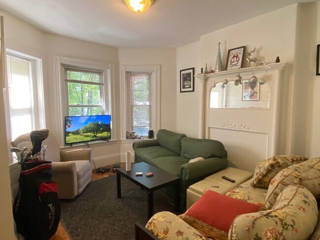 Foto del edificio - 73 Brighton Ave