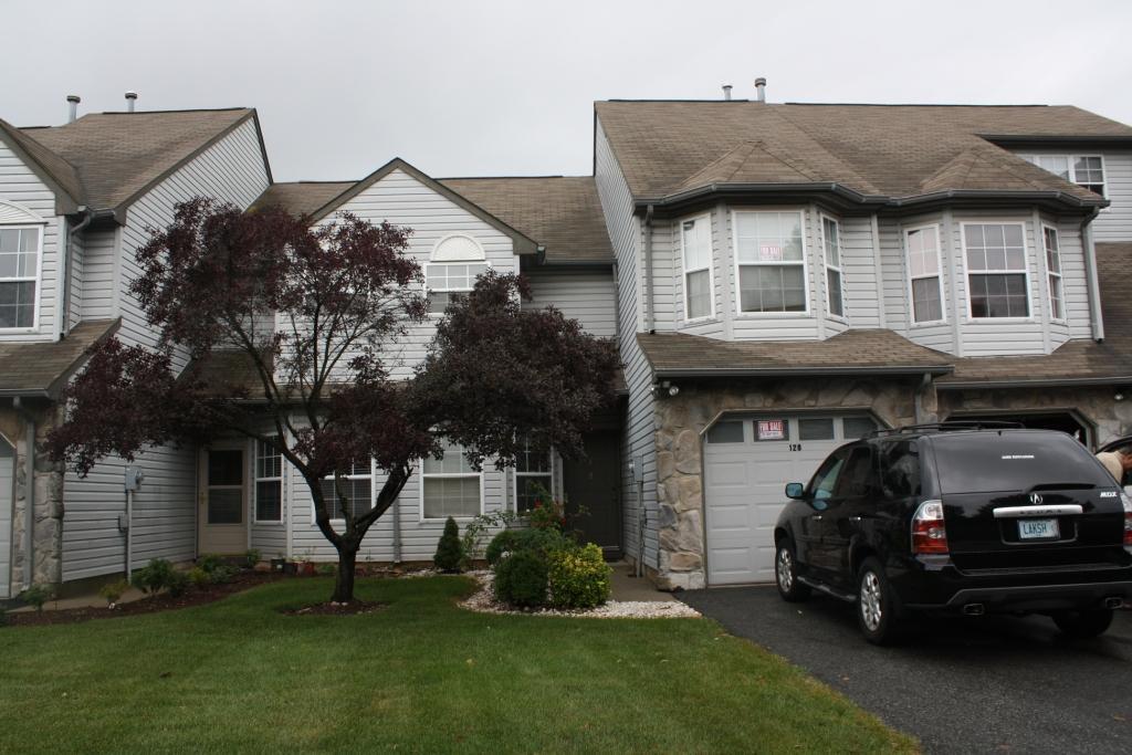 Primary Photo - 128 Orion Rd