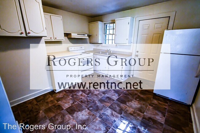 Foto del edificio - 3 br, 1 bath House - 508 Clark St.