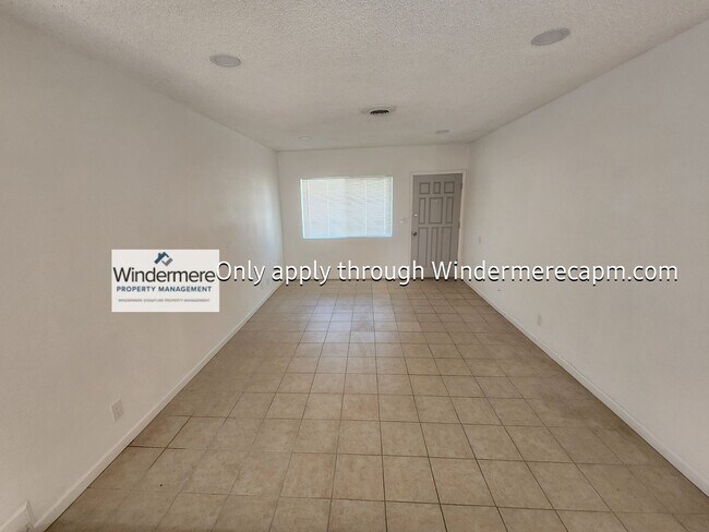 Foto del edificio - 5674-5674 Valley Vale Way