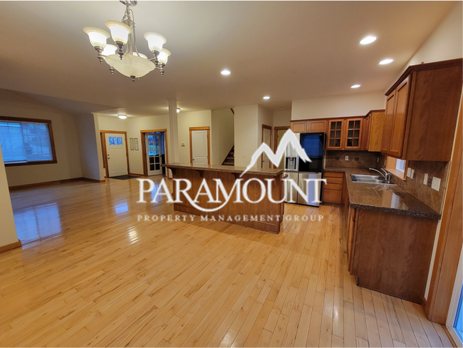 Foto del edificio - Spacious 3 Bedroom in Port Orchard!