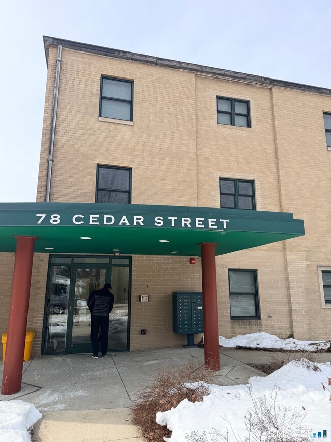 Building Photo - 78 Cedar St